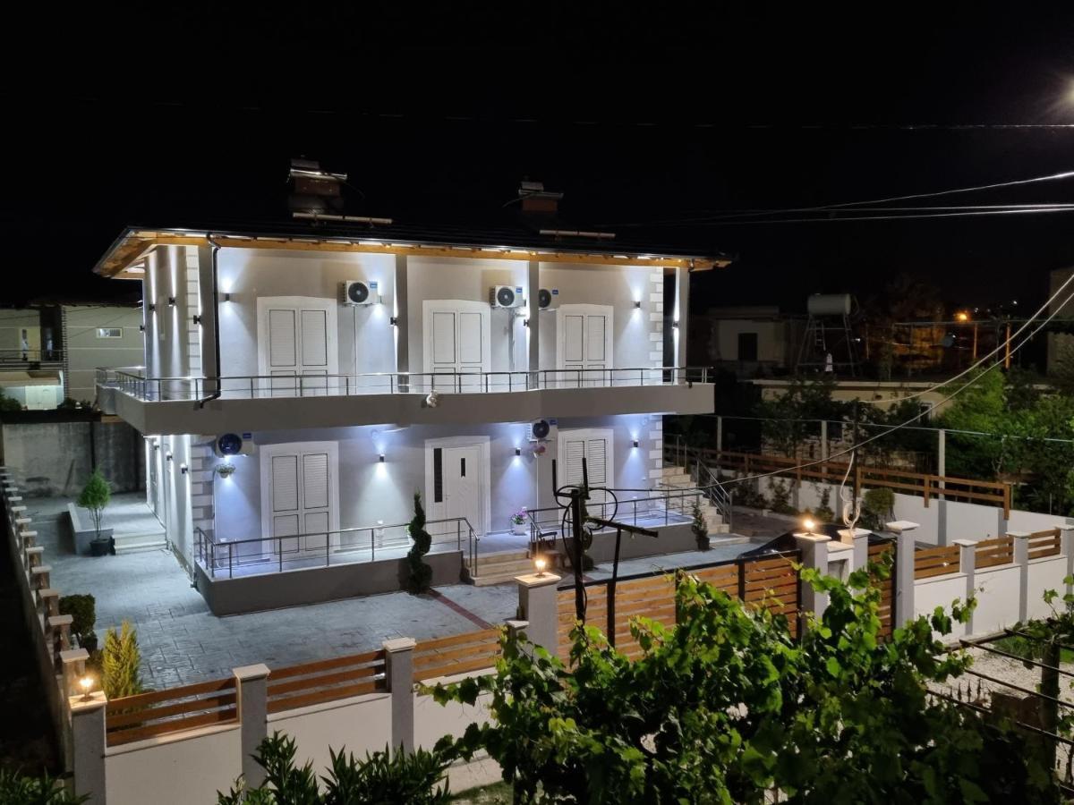 Vila Soleil Vlore Luaran gambar