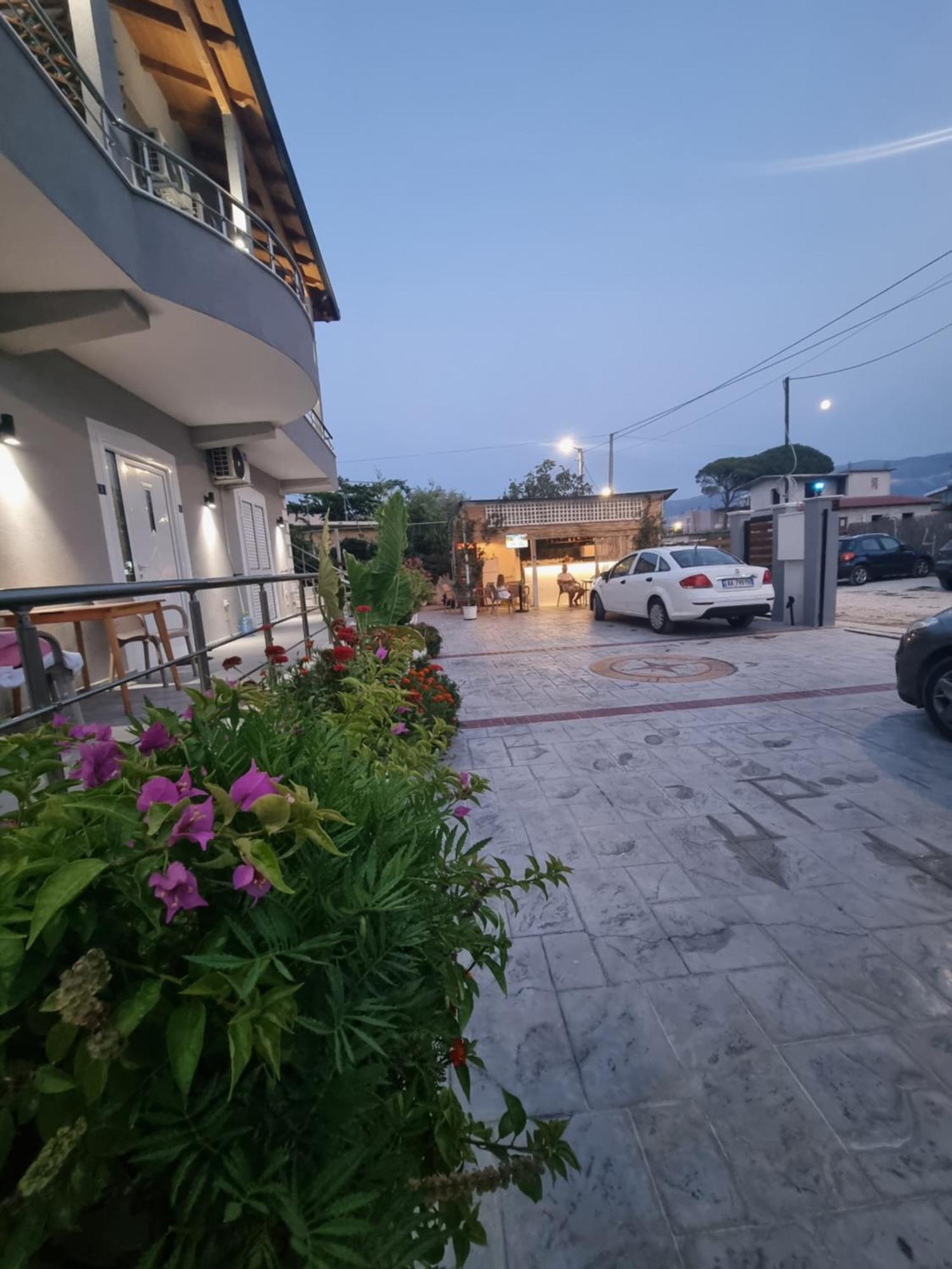 Vila Soleil Vlore Luaran gambar