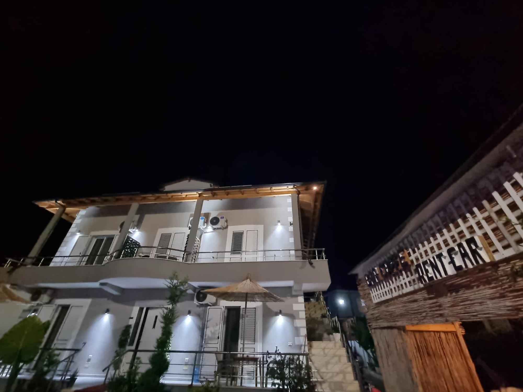 Vila Soleil Vlore Luaran gambar