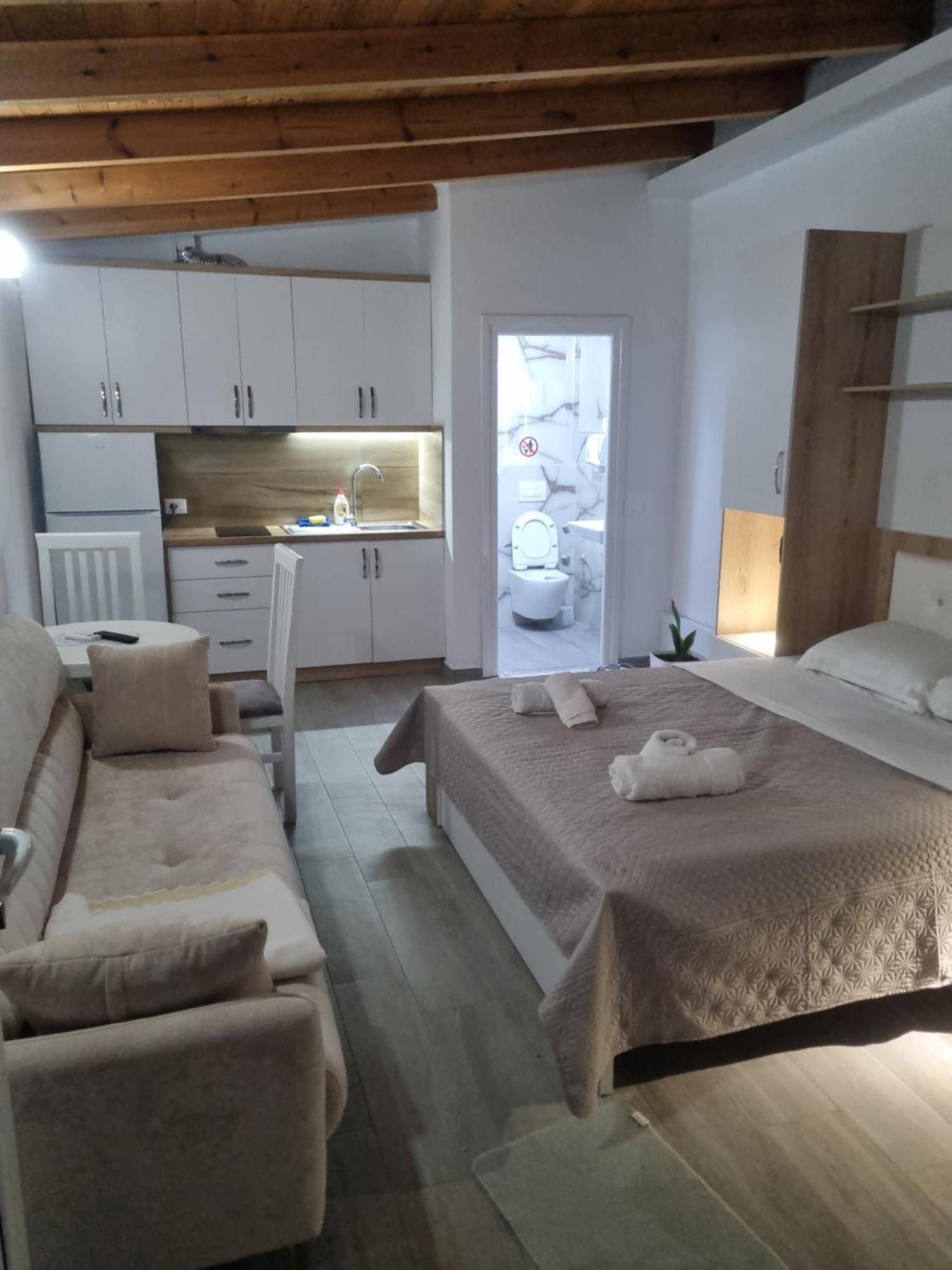Vila Soleil Vlore Luaran gambar